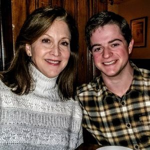 Meet your Posher, Carolyn